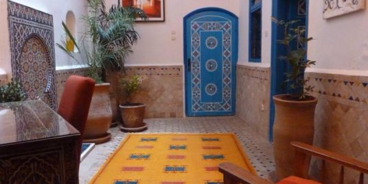 Riad en première ligne sur la mer.